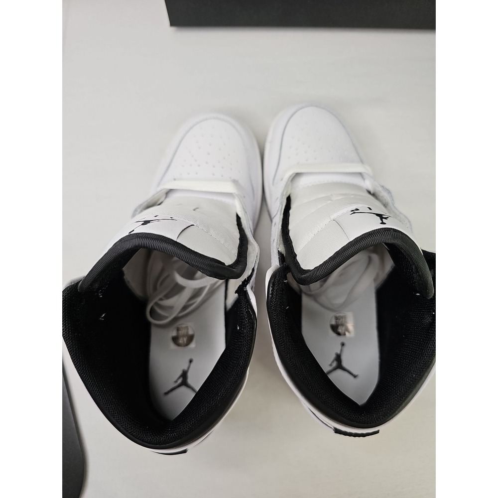 Size 4Y 5.5W - Nike Air Jordan 1 Mid 'Reverse Panda' DQ8423-132 Brand New - Picture 5 of 10